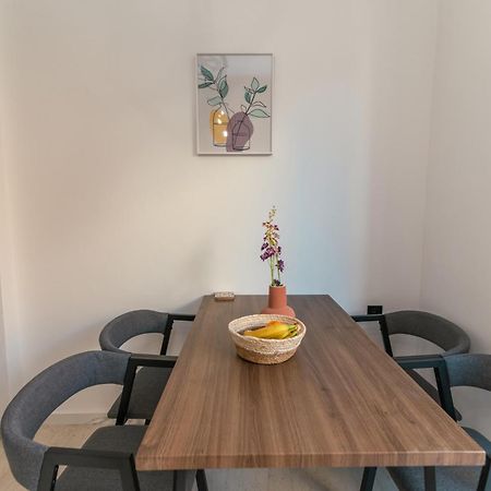 Lux City Apartment คอสทาวน์ ภายนอก รูปภาพ