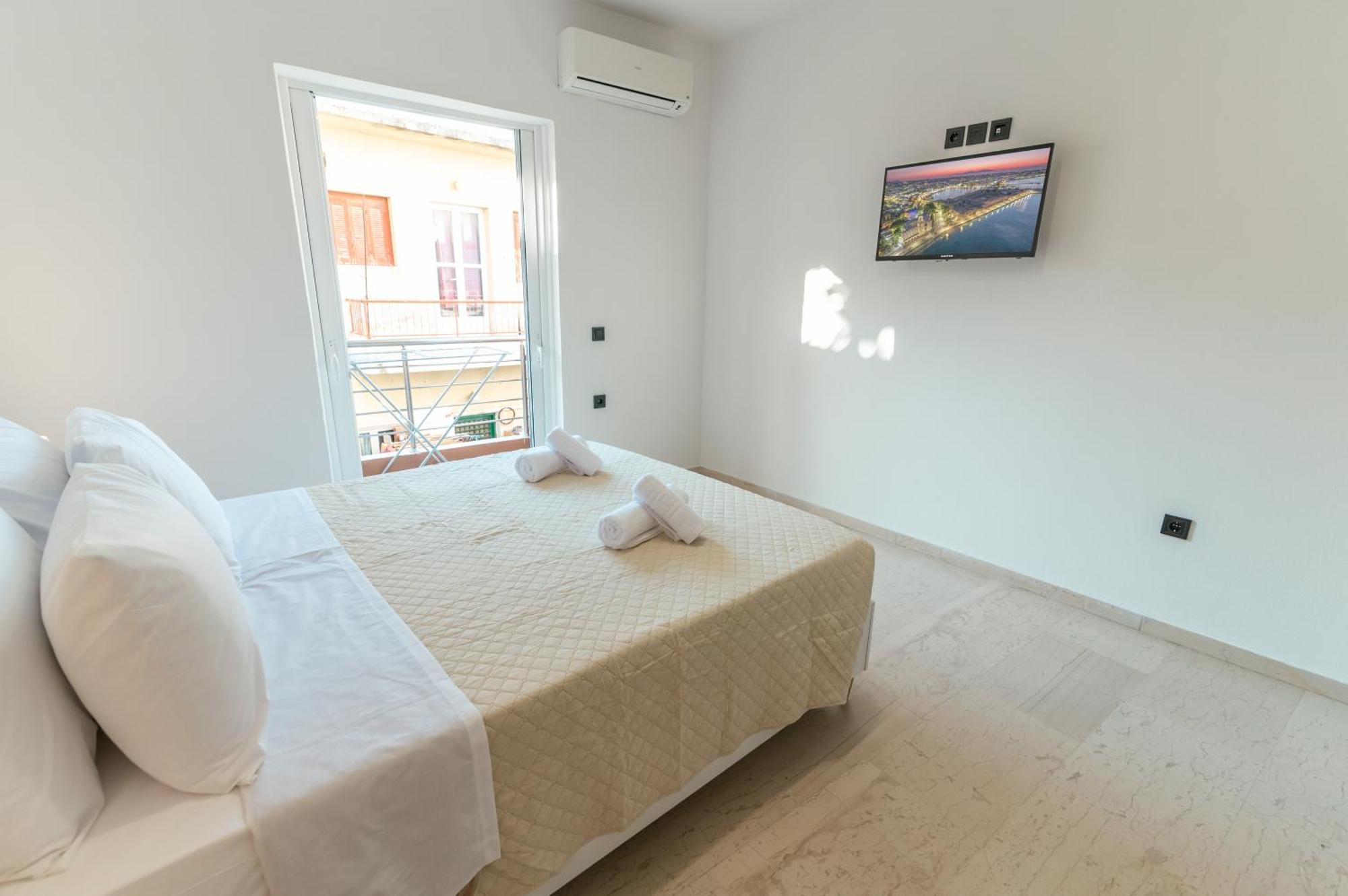 Lux City Apartment คอสทาวน์ ภายนอก รูปภาพ