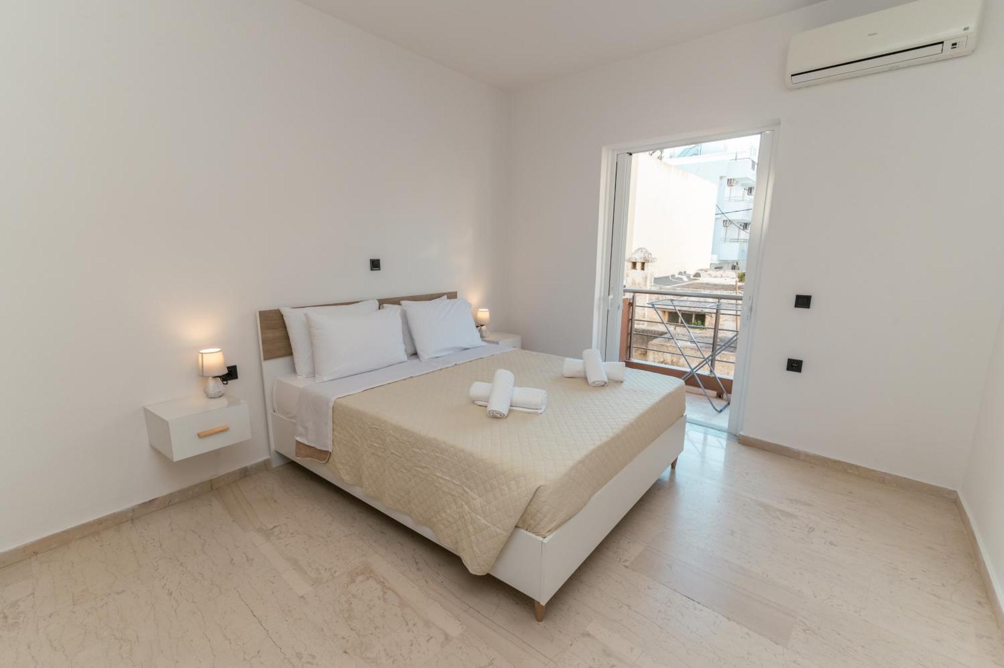 Lux City Apartment คอสทาวน์ ภายนอก รูปภาพ